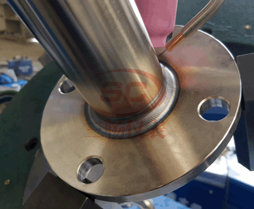 浮子液位计钢管法兰焊接